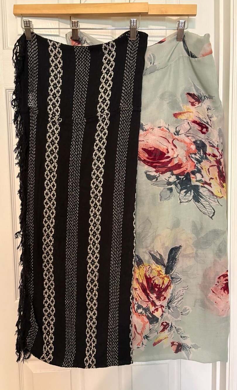 GUC 2 infinity scarves Black & White Striped Fringe & mint green w/ flowers